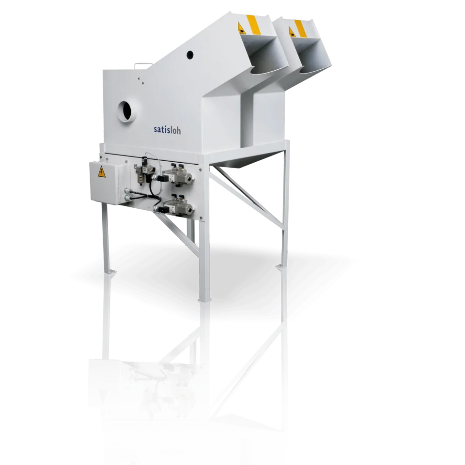 Сепаратор стружки Satisloh Chip Separator Assembly Dual: корпус с двумя приёмными воронками на опорной раме